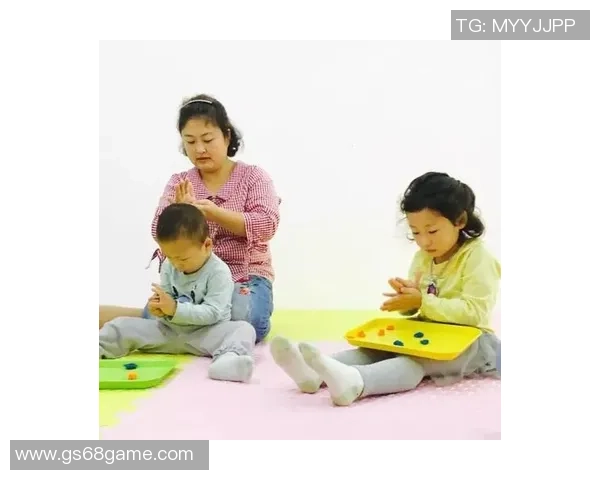 足球明星携子共度亲子时光接受媒体采访分享育儿心得与职业生涯故事